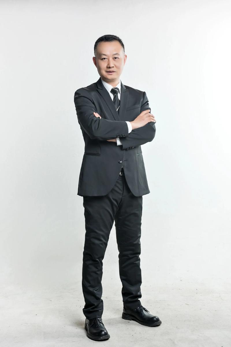 秦予白 项目运营总监